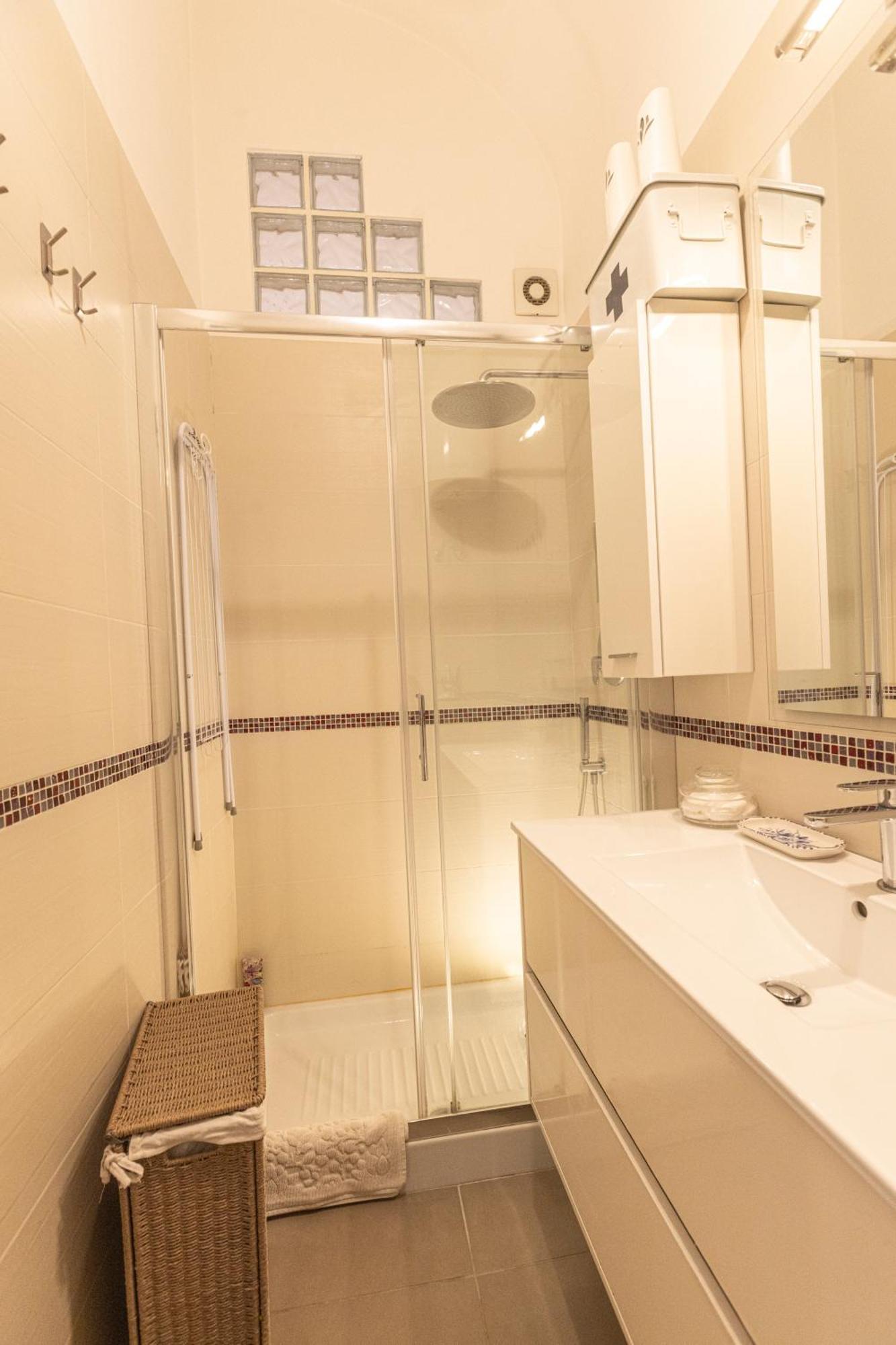شقة La Casa Di Vittorio Boutique Ottaviano San Pietro روما المظهر الخارجي الصورة