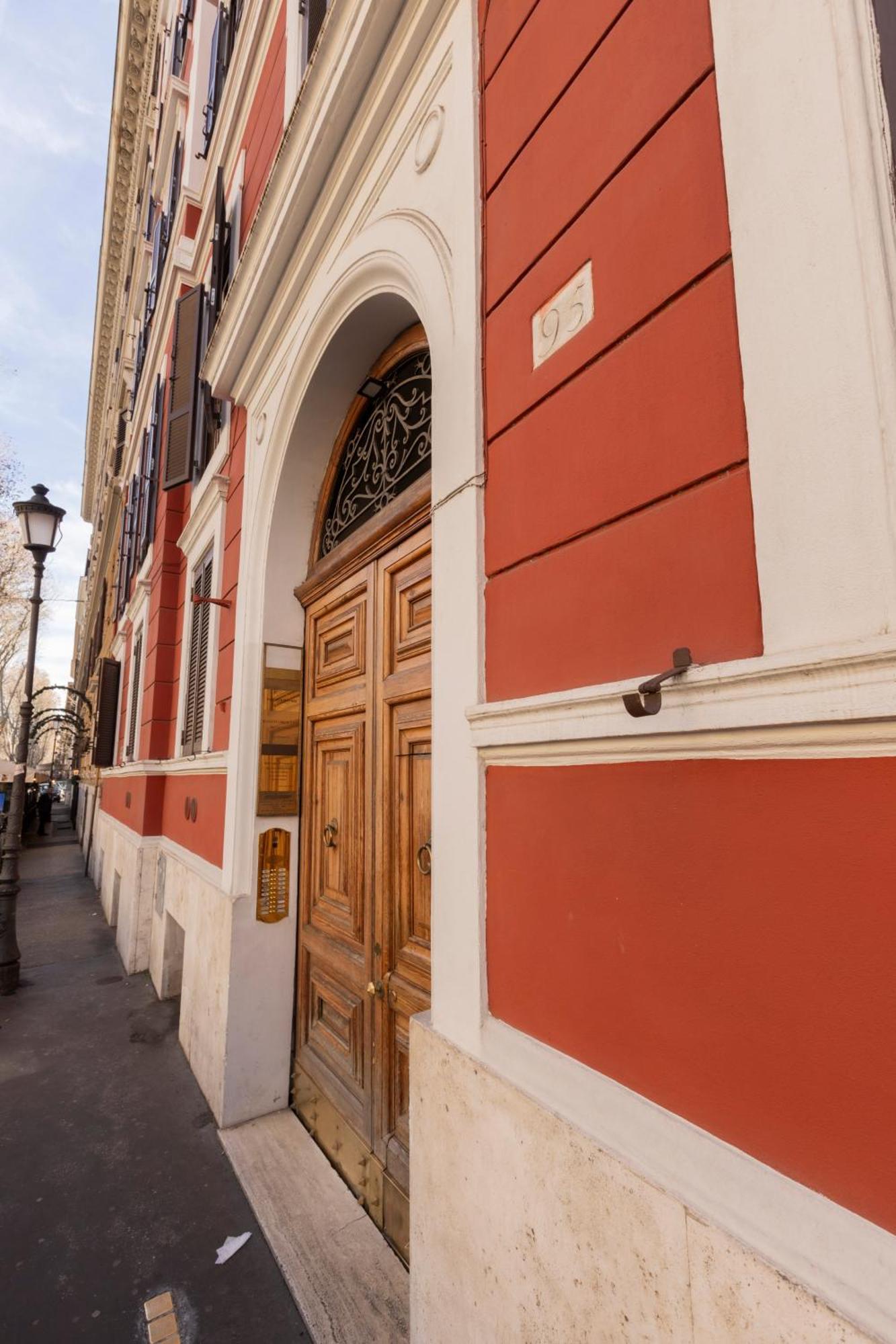 شقة La Casa Di Vittorio Boutique Ottaviano San Pietro روما المظهر الخارجي الصورة